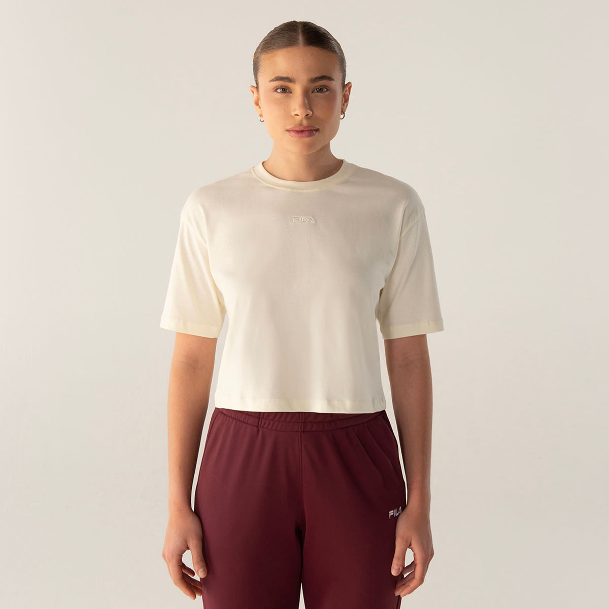 Camiseta Fila Cropped Comfort Classic Feminina