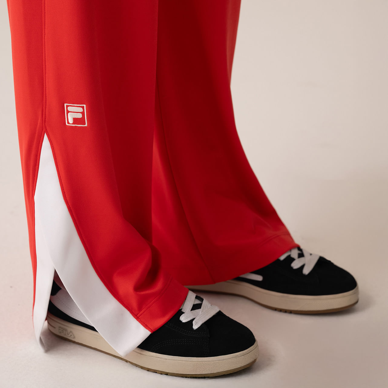 FILA スポーツドレス XL 赤 Calca Feminina Fila Comfort Chevron - fila